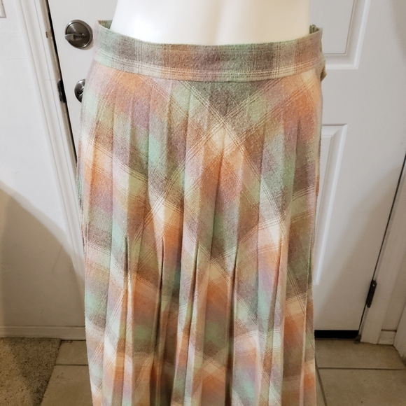 Vintage Size 11 Plaid Multicolor Women's Skirt - Picture 2 of 7